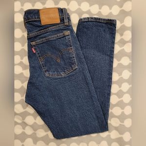 LEVI'S Wedgie Button Fly Jean sz 26